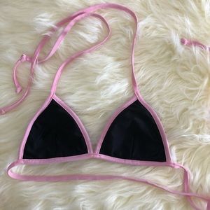 Black and pink reversible bikini top